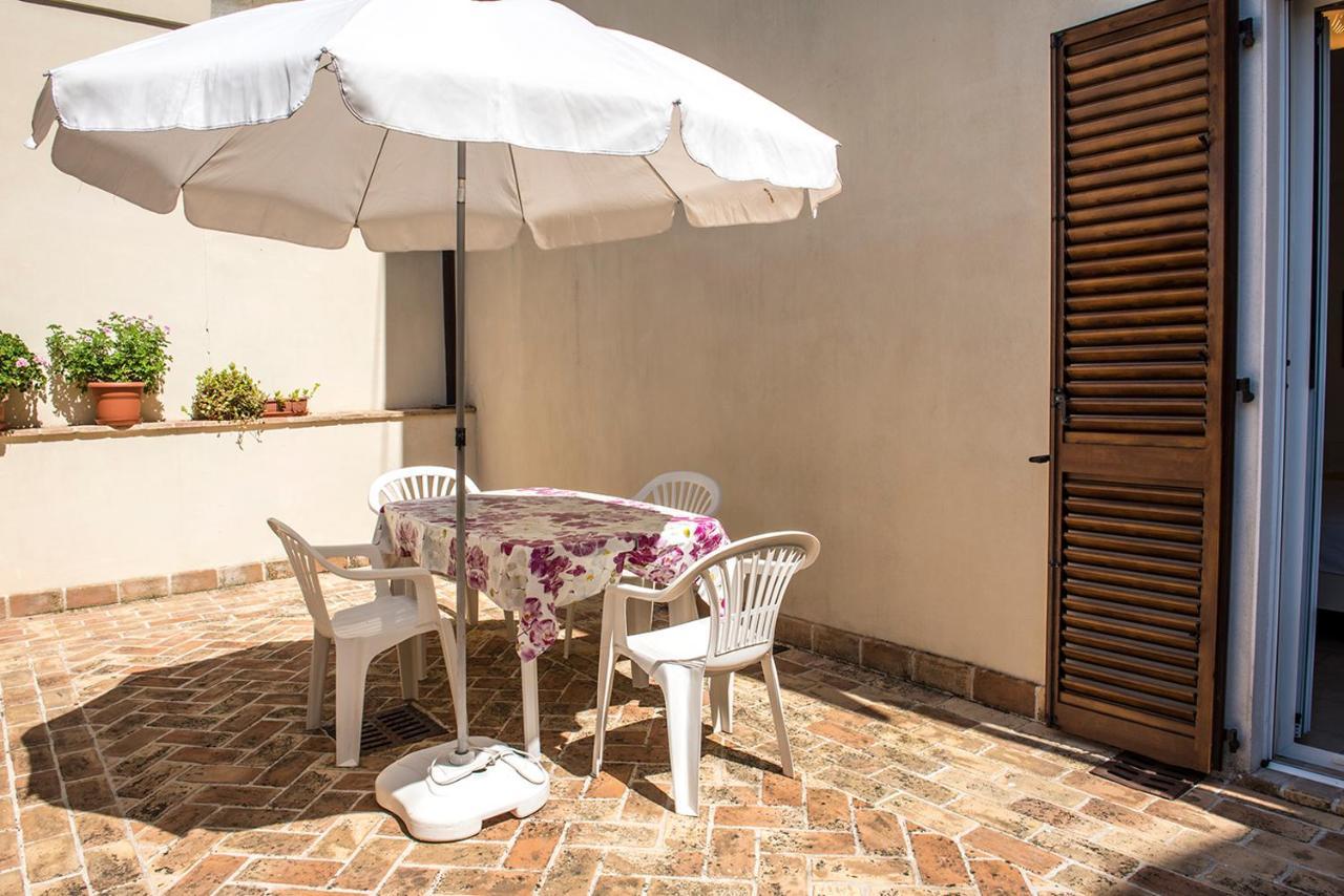 Appartement N011 - Numana, Nuovo Bilocale Con Giardino à Sirolo Extérieur photo